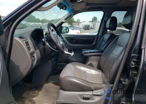 2003 Ford Escape Xlt из США, поврежденный, VIN 1FMYU93133KB35168